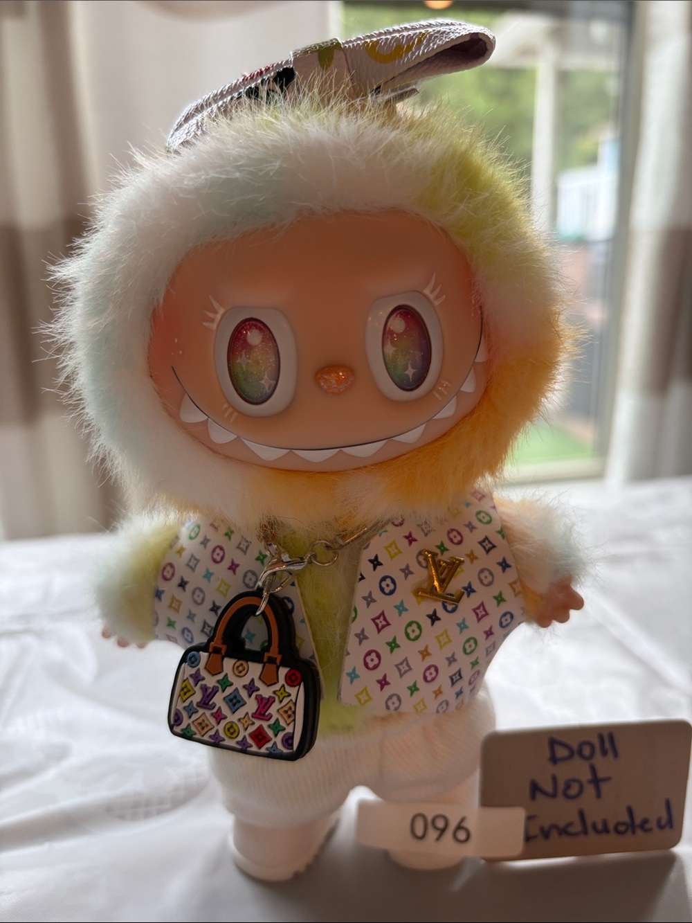 096,5 Pieces LV Logo Clothing 4 Labubu Doll W/Multicolor Monogram Jacket(No Doll